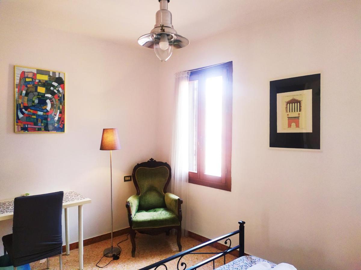 Hotel Two Steps From Rialto à Venise Extérieur photo